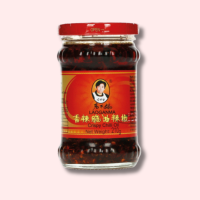 LaoGanMa Crispy Chili Öl mit Röstzwiebeln 210g